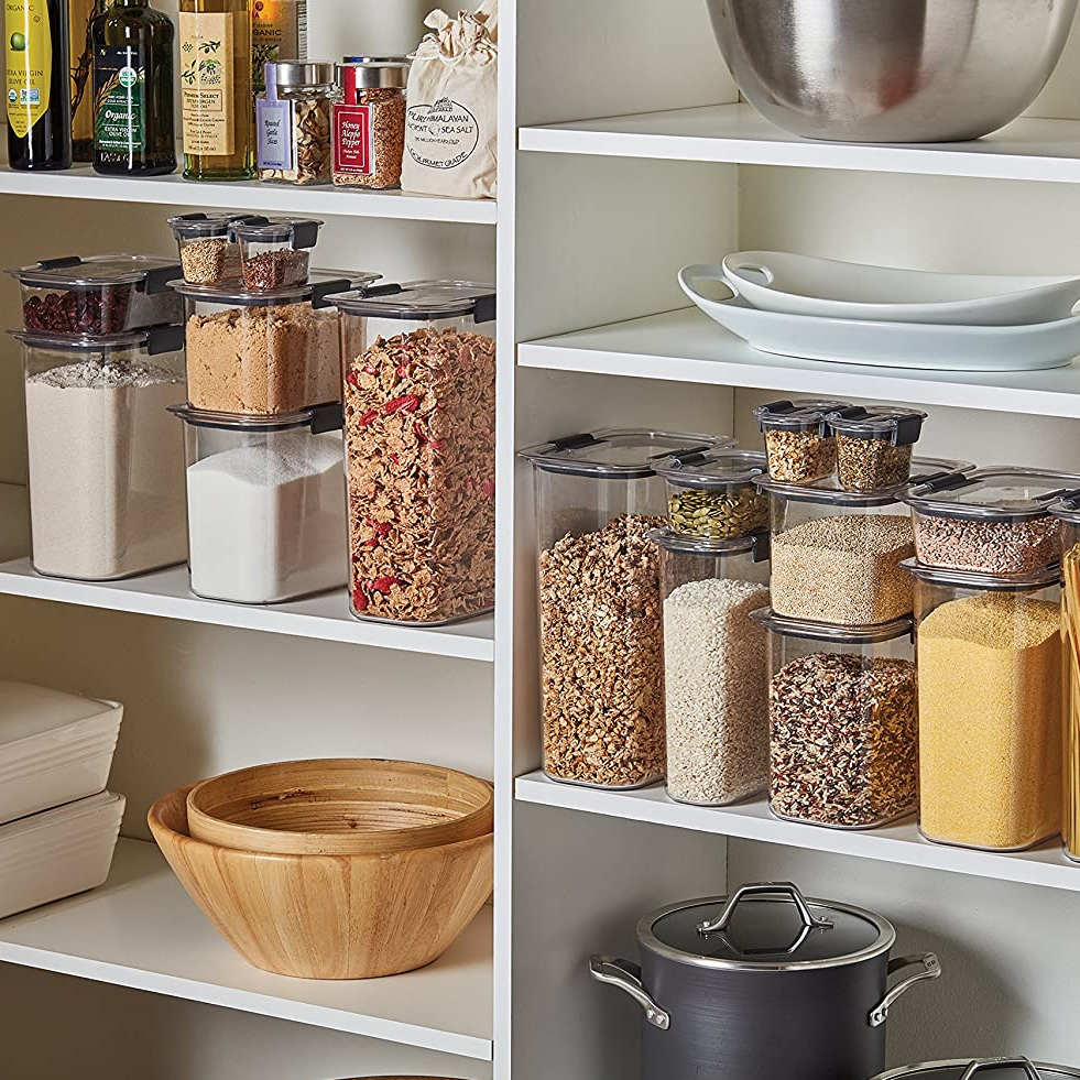 Rubbermaid Brilliance Pantry 10-Piece Set, Clear and Airtight Food and  Pantry Storage Containers & Brilliance Cereal Food Storage Container with  Flip