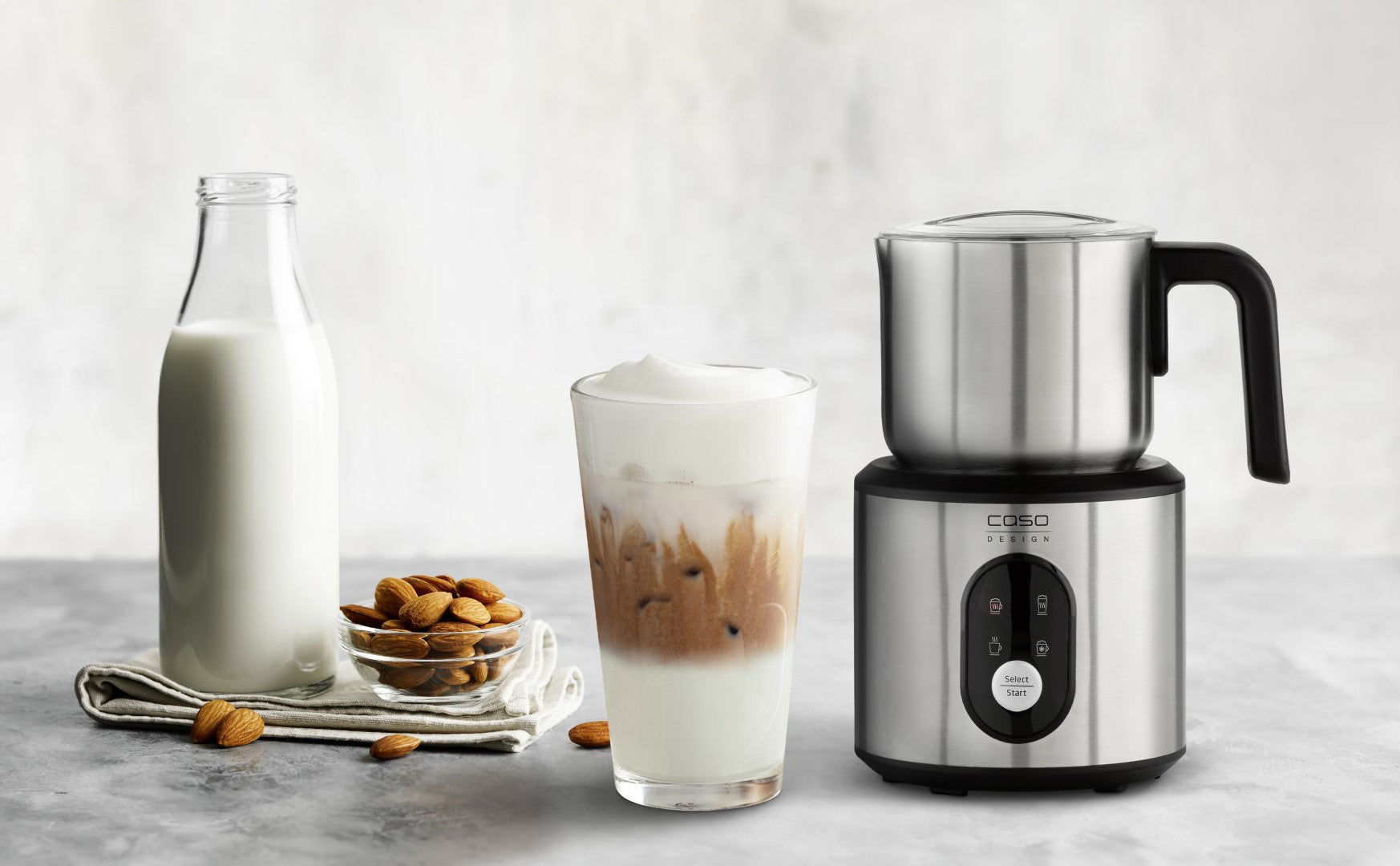 Caso Crema & Choco Inox Milk Frother With S.S Container, easy to clean, Automatic switch-off or manual stop, High-quality stainless steel housing with heat-insulating handle. Caso Design Product