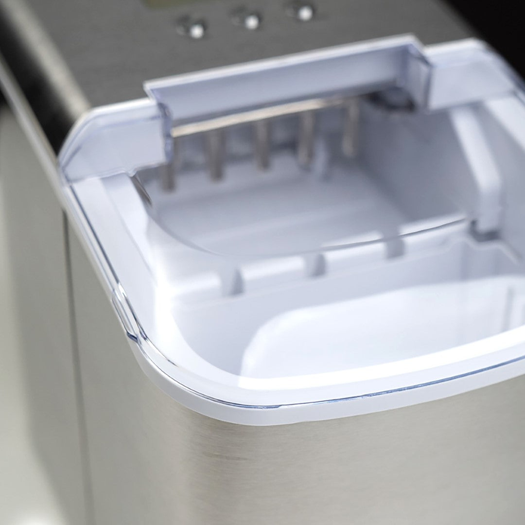 Caso Icechef Pro Ice Cube Maker, 120W, Large Water Tank 2.2 Liter, Rapid Ice Cube creation within 6-13 minutes, 500g Ice Cubes. Caso Design Product