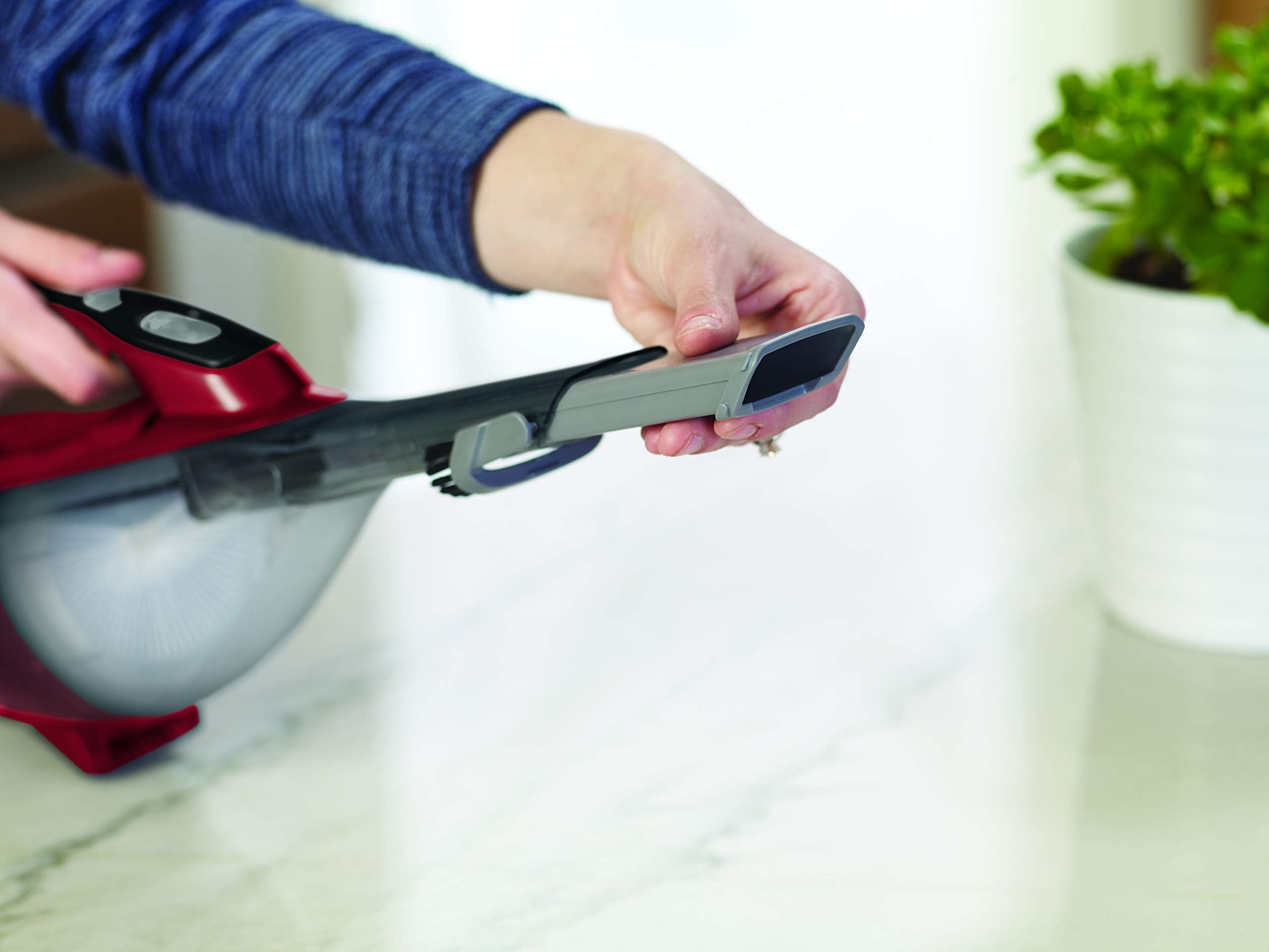 Black & Decker Cordless Dustbuster Handheld Vacuum 500ml