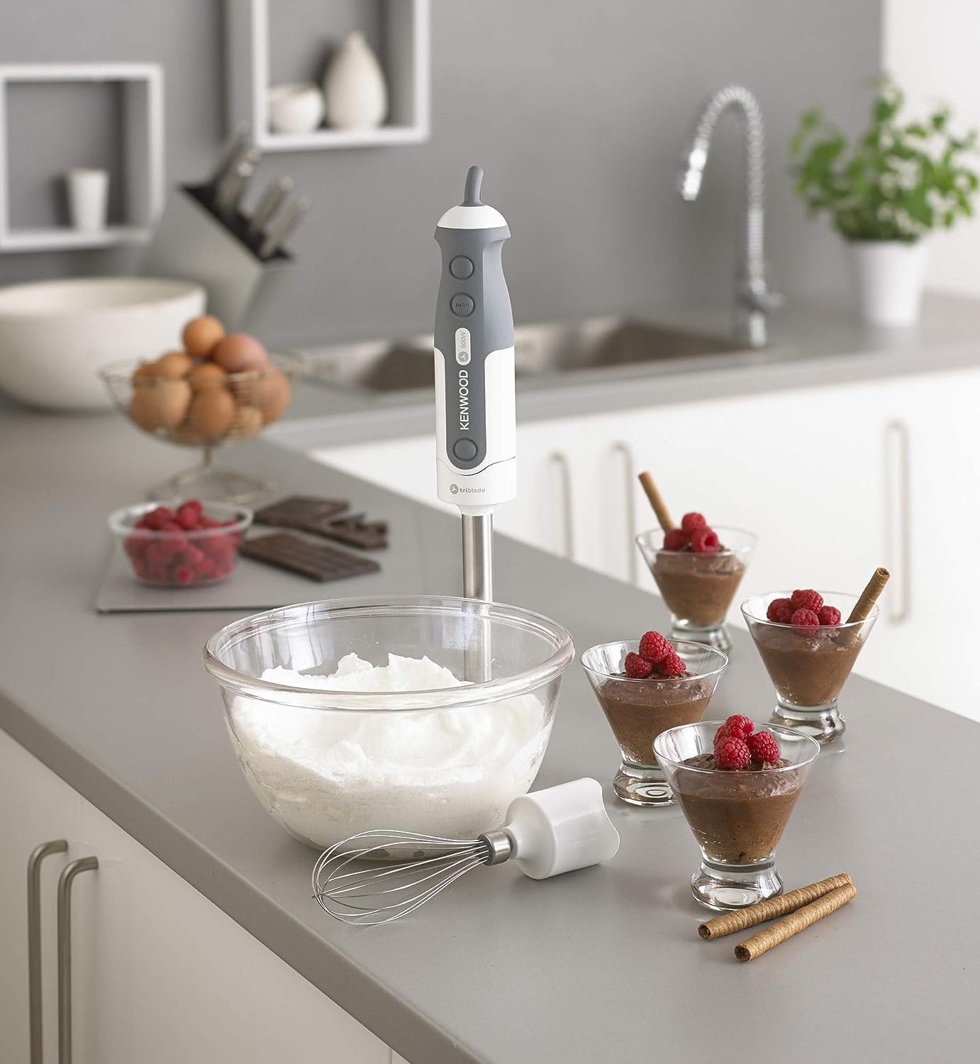 Kenwood HDP403 Mixer 800 W, 25 Decibels, White/Grey