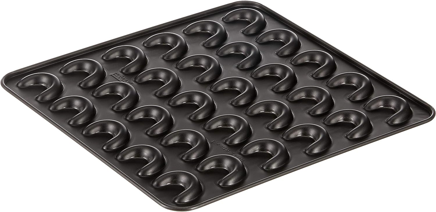 Zenker "Sparkling Christmas" Vanilla Crescent Baking Tray, For 30 Cookies, Black