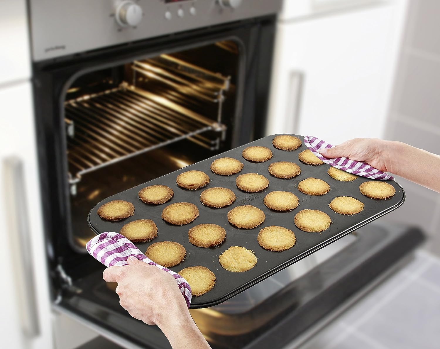 Zenker "Sparkling Christmas" Jam Doughnut Baking Tray, , For 24 Cookies, Black