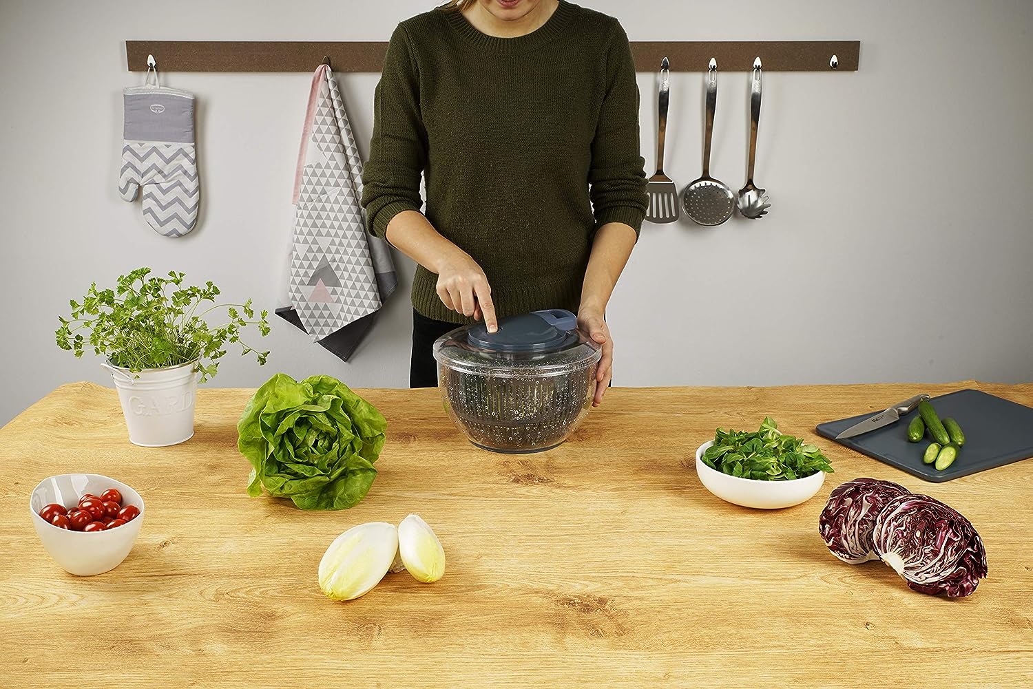 Fackelmann Salad Spinner Plastic, Ø245X170 mm, Blue/Grey