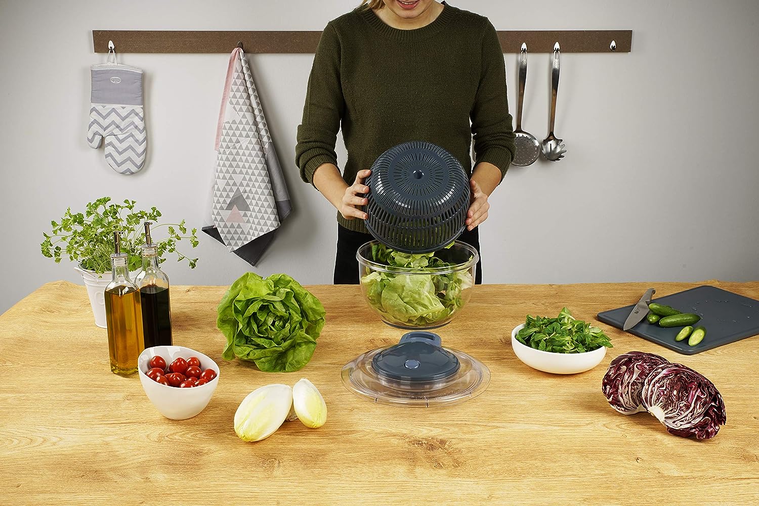 Fackelmann Salad Spinner Plastic, Ø245X170 mm, Blue/Grey