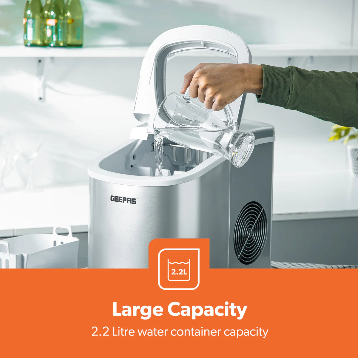 GEEPAS Ice Cube Maker 2.2 L - Fast, Automatic & Portable