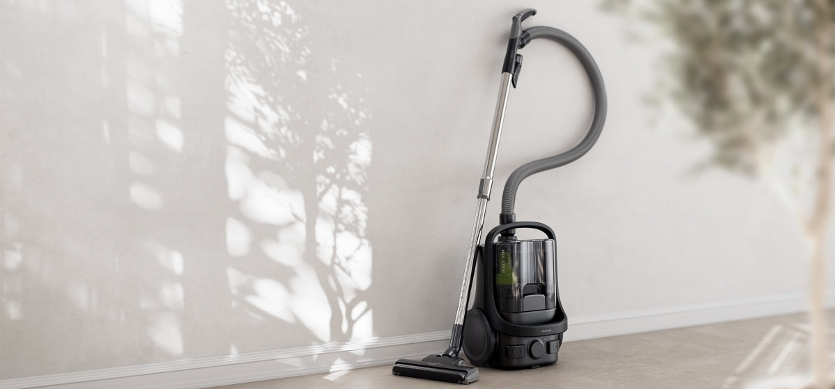 Panasonic Vacuum Cleaner 2000W Bagless Canister