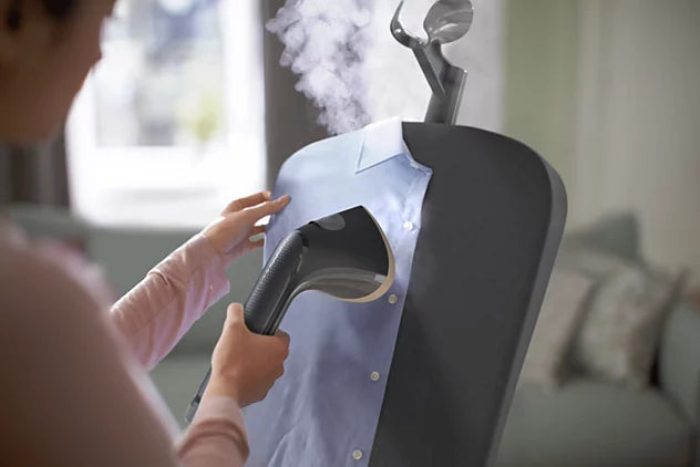 Philips Stand Steamer With Tilting Style 2000 W /Black