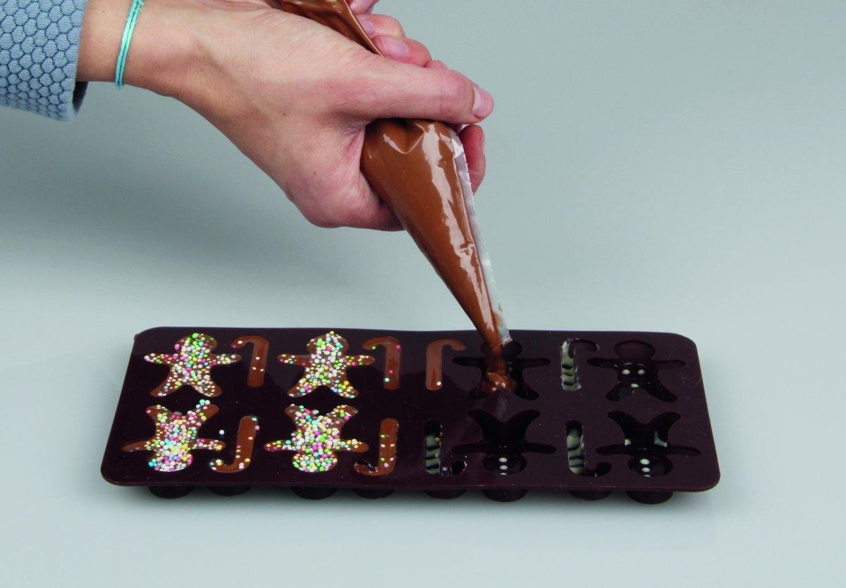 Dr. Oetker Silicone Mould Confectionery, Brown, 20.5X10.5X1.5 cm - Whole and All