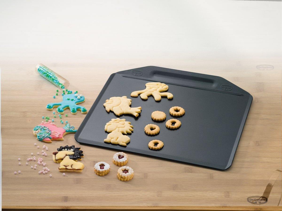Dr. Oetker Baking Sheet "Back-Idee", Black, 36X33X5 cm - Whole and All
