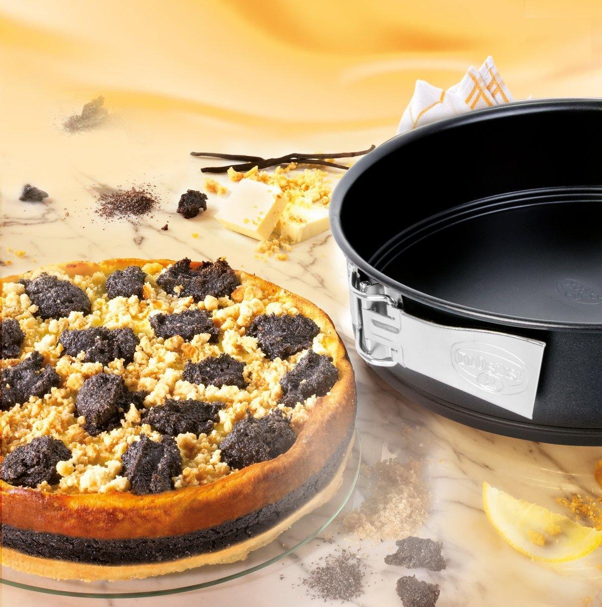 Dr. Oetker "Tradition" Non-Stick Bakeware Springform - Whole and All