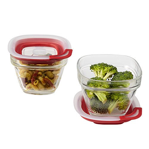 Rubbermaid Easy Find Lids Glass Food Storage Container, 946 ml, Racer Red - Whole and All
