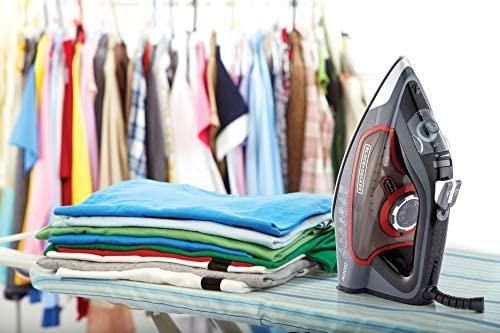 Black+Decker 2200W Steam Iron - Ceramic Soleplate - Whole and All