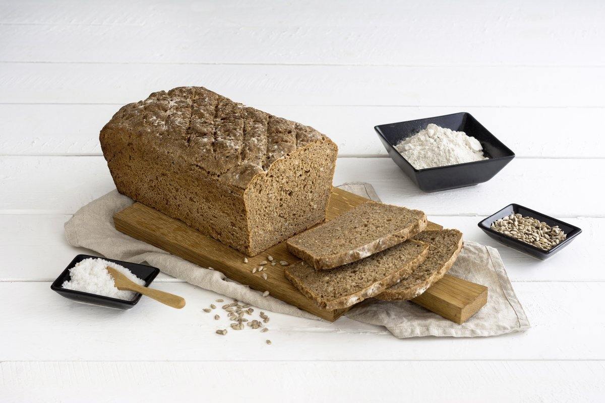 Zenker  "Black/Metallic" Bread Baking Tin, 31X16X10 cm - Whole and All