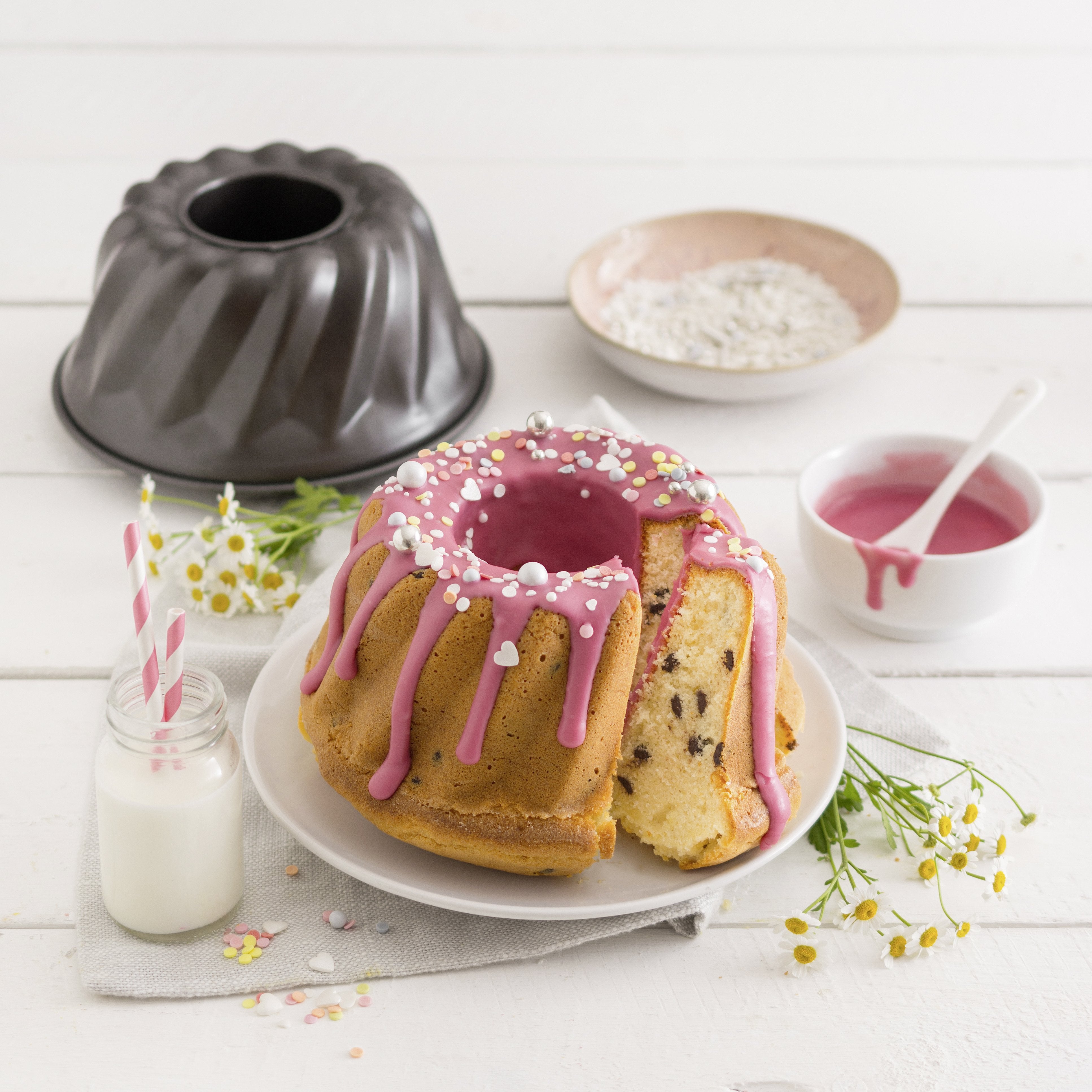 Zenker "Special Mini" Mini-Ring-Cake-Tin, Black, 18.5X11.5 Cm - Whole and All