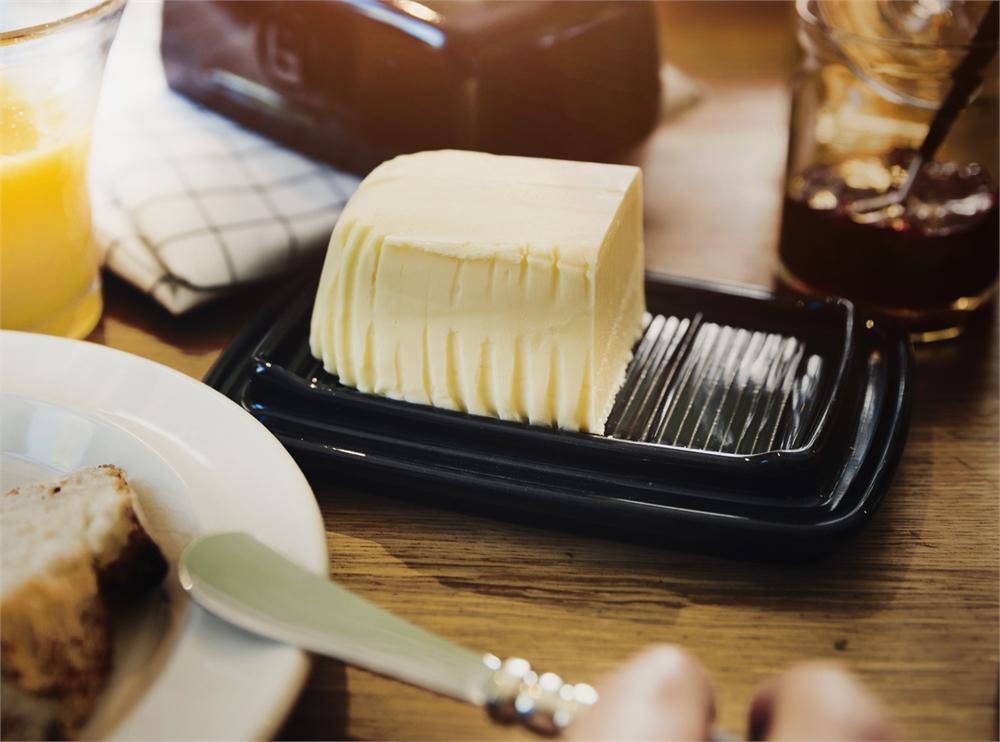 Emile Henry Butter Dish - Whole and All