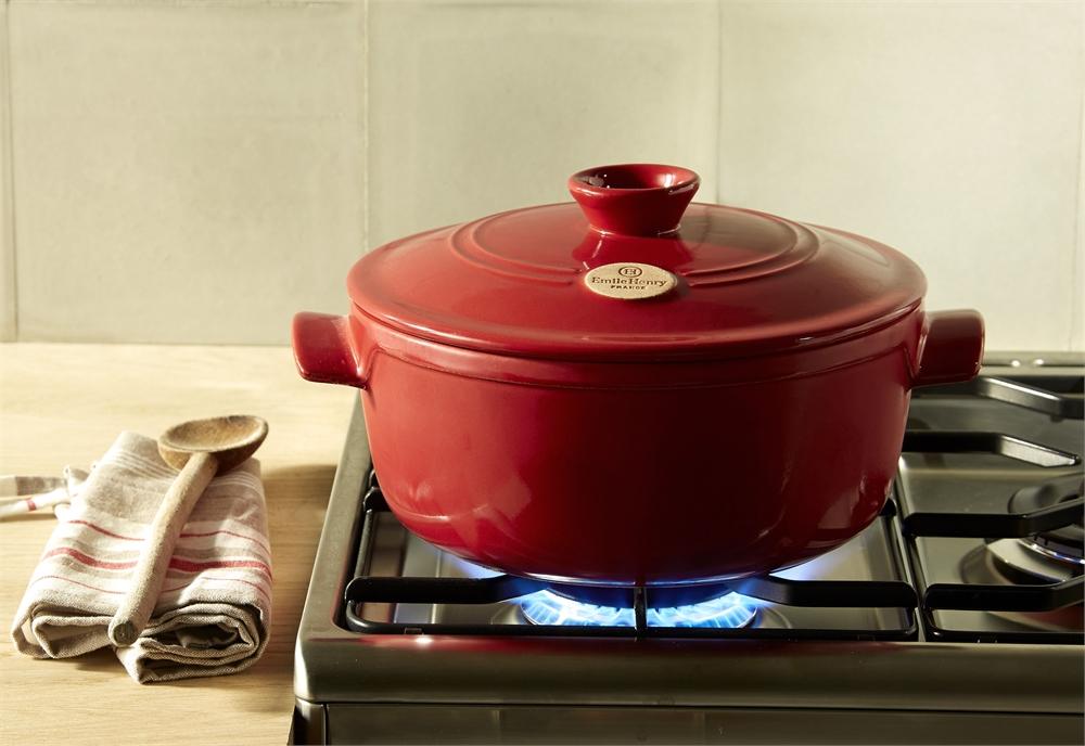 Emile Henry Round Stewpot 2,50L - Whole and All