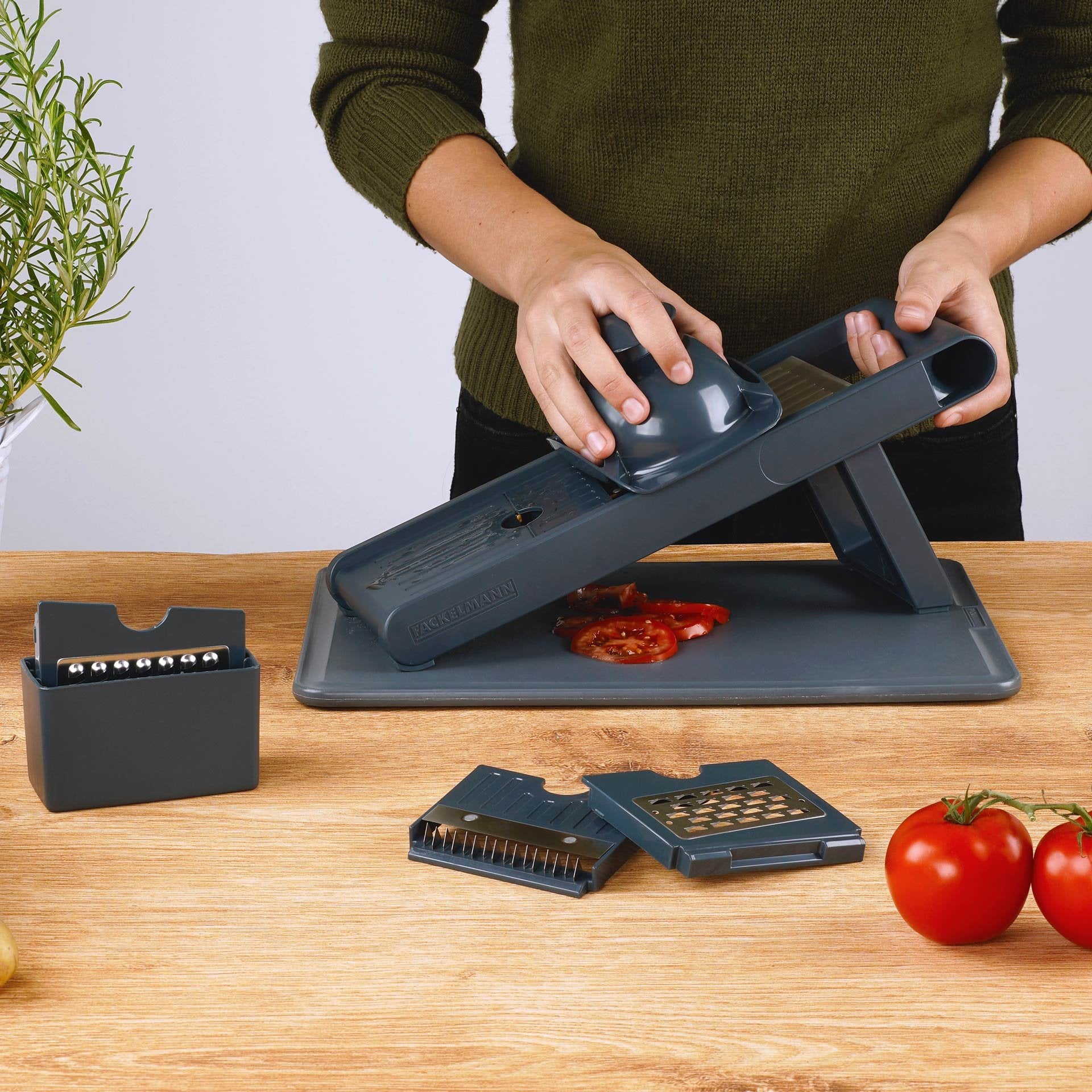 Fackelmann Mandoline Slicer With 4 Different Inserts For Slicing