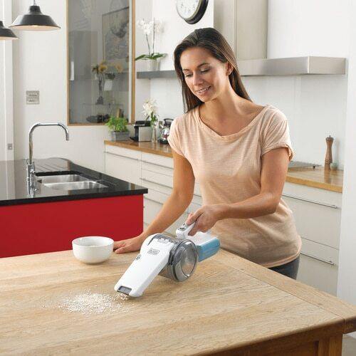 Black+Decker 10.8V Lithium Ion Pivot Dustbuster - Whole and All