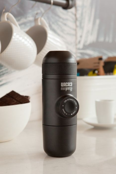 Wacaco Minipresso GR - قهوة مطحونة ، 70 مل (أسود)