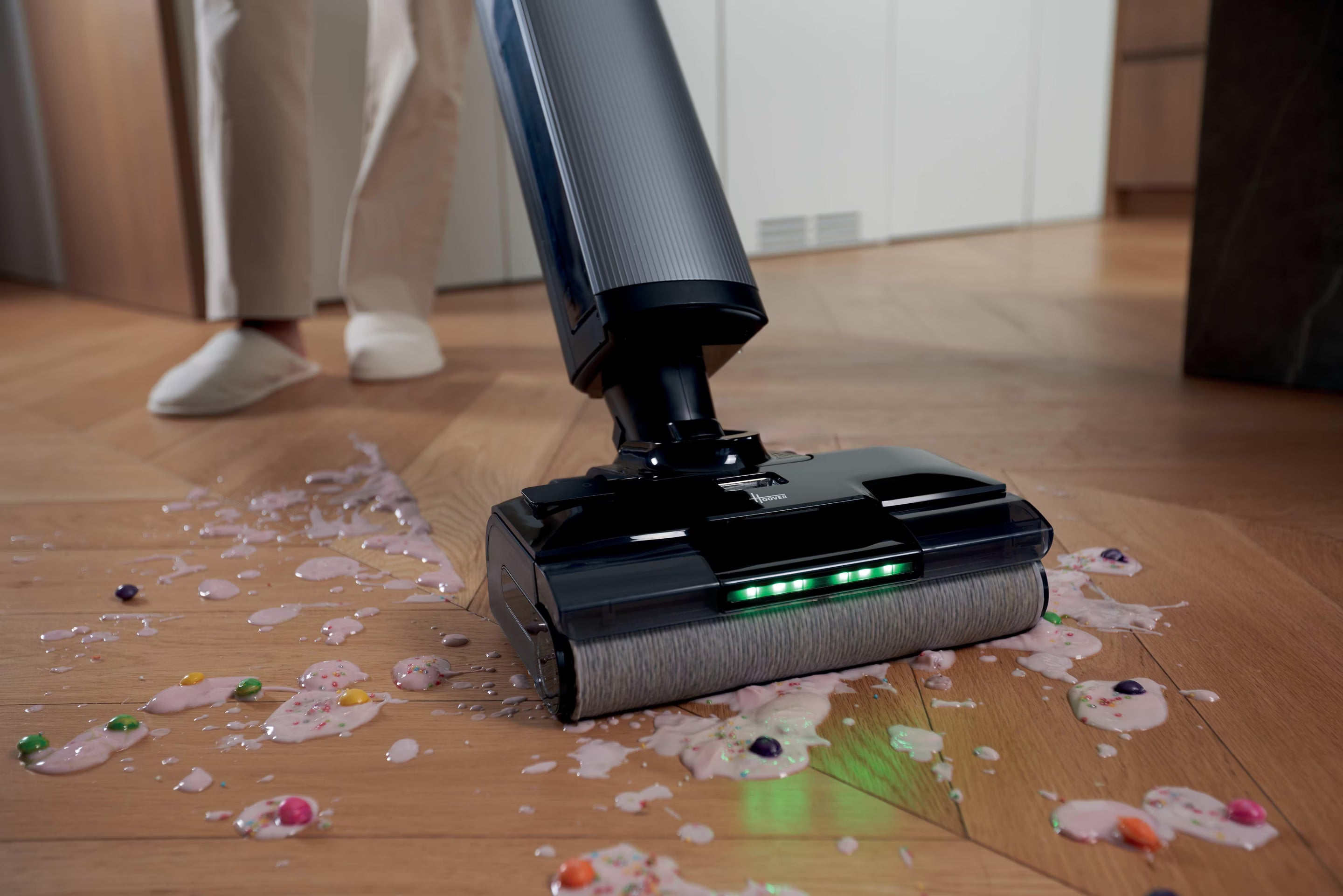 Hoover Hw600 011 Stick Vacuum Battery Dry&Wet Bagless 220 W Black