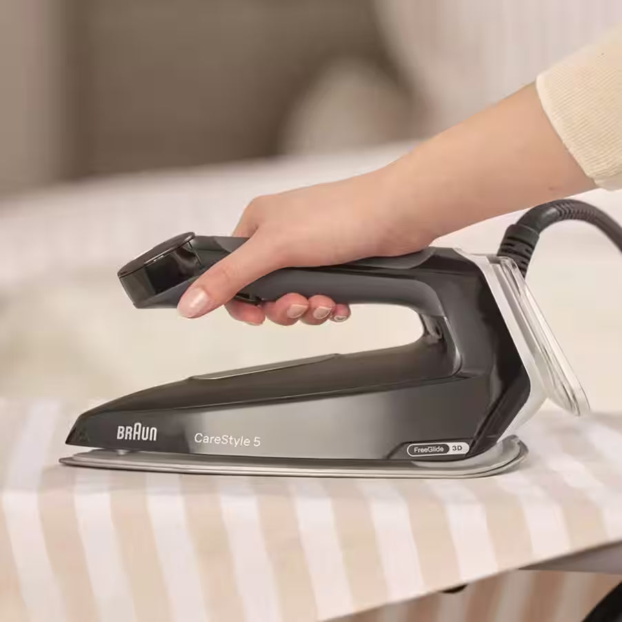 Braun Steam Generator Iron with FreeGlide 3D Technology 2400 W 7.5 bar 2 L Black