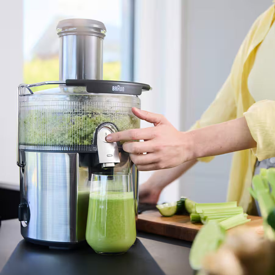 Braun Spin juicer 1000 ?W, 2 L Pulp container, 2 Speed Settings, Grey Braun Spin juicer 1000 ?W, 2 L Pulp container, 2 Speed Settings, Grey