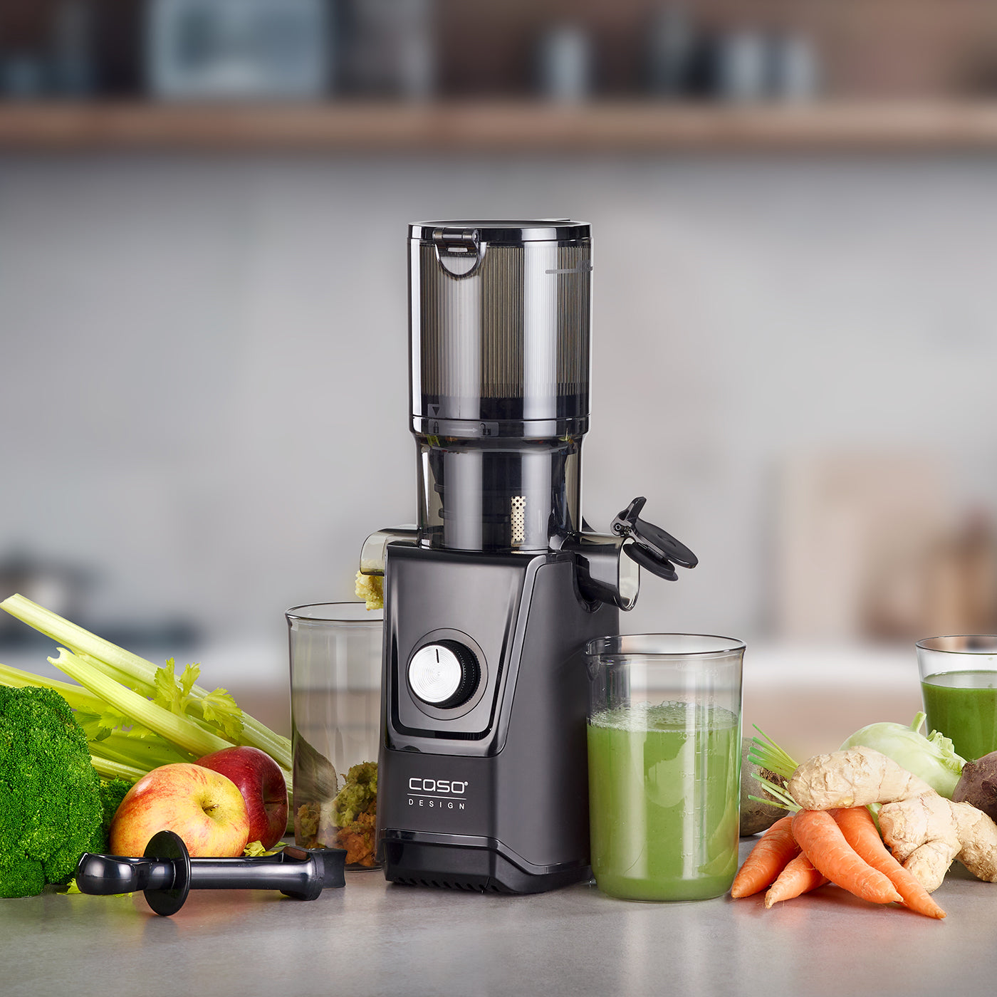 Caso Juice Fit Slow Juicer, 200W, Gentle Juicing thanks to low speed of rotation  (40 RPM) , Drip Stop, Up to 30% higher Juice Yield compared to conventional juicers