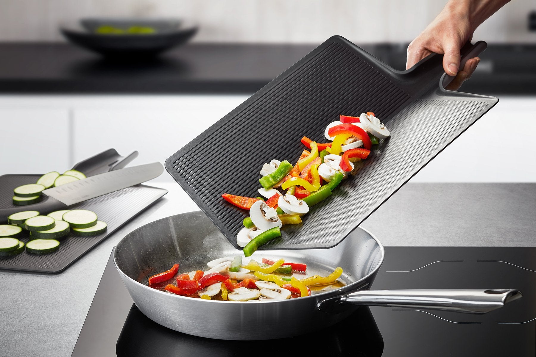 GEFU Foldable Cutting Board Lavos - Whole and All