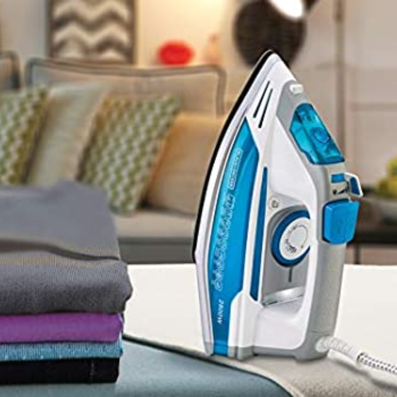 Black+Decker 2800W Steam Iron w/ Anodized Soleplate - Whole and All