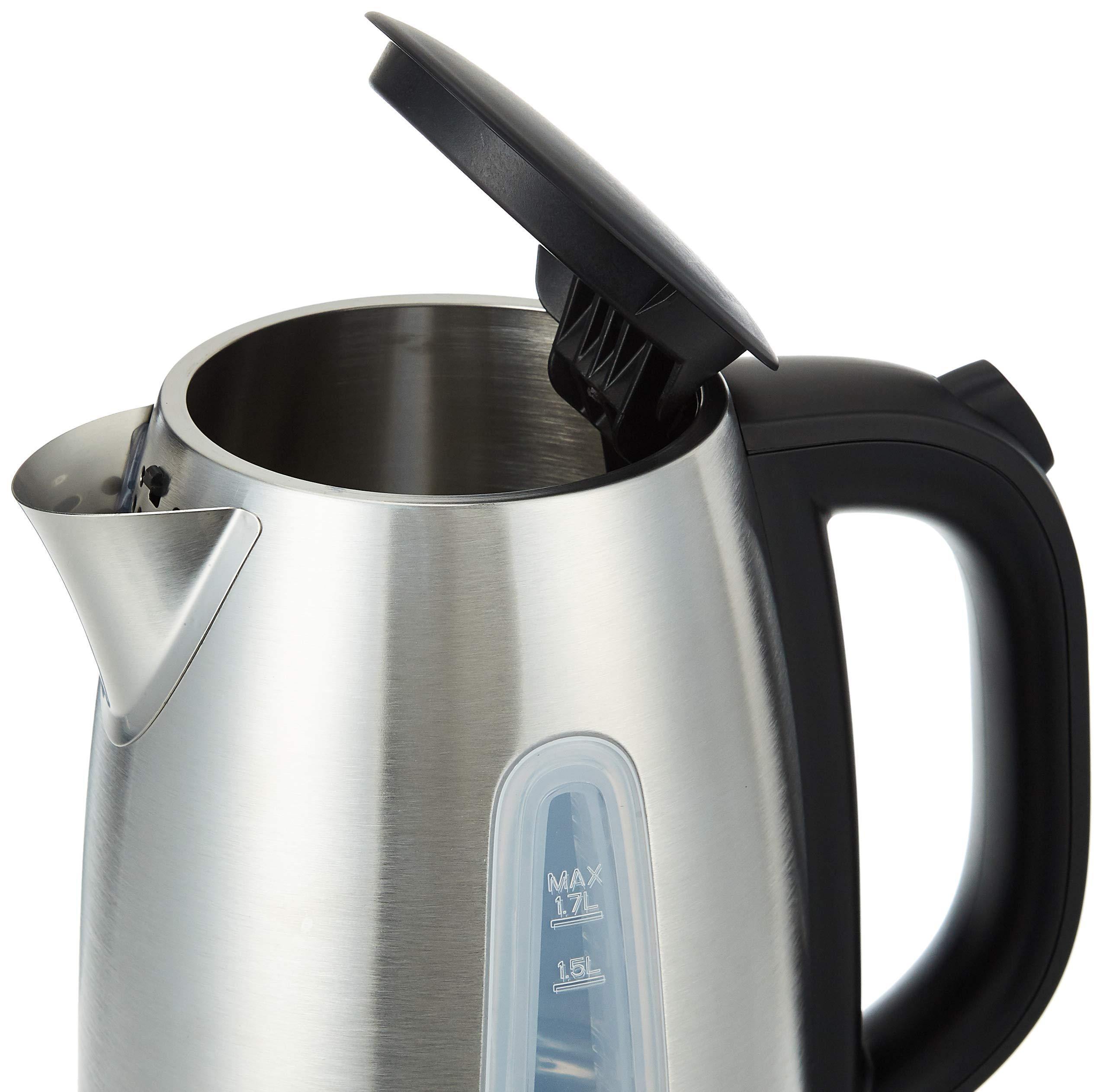 Black+Decker 1.7L Stainless Steel Kettle - Whole and All