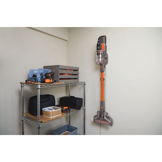 مكنسة كهربائية بلاك + ديكر Power Series Extreme Cordless Stick 18V