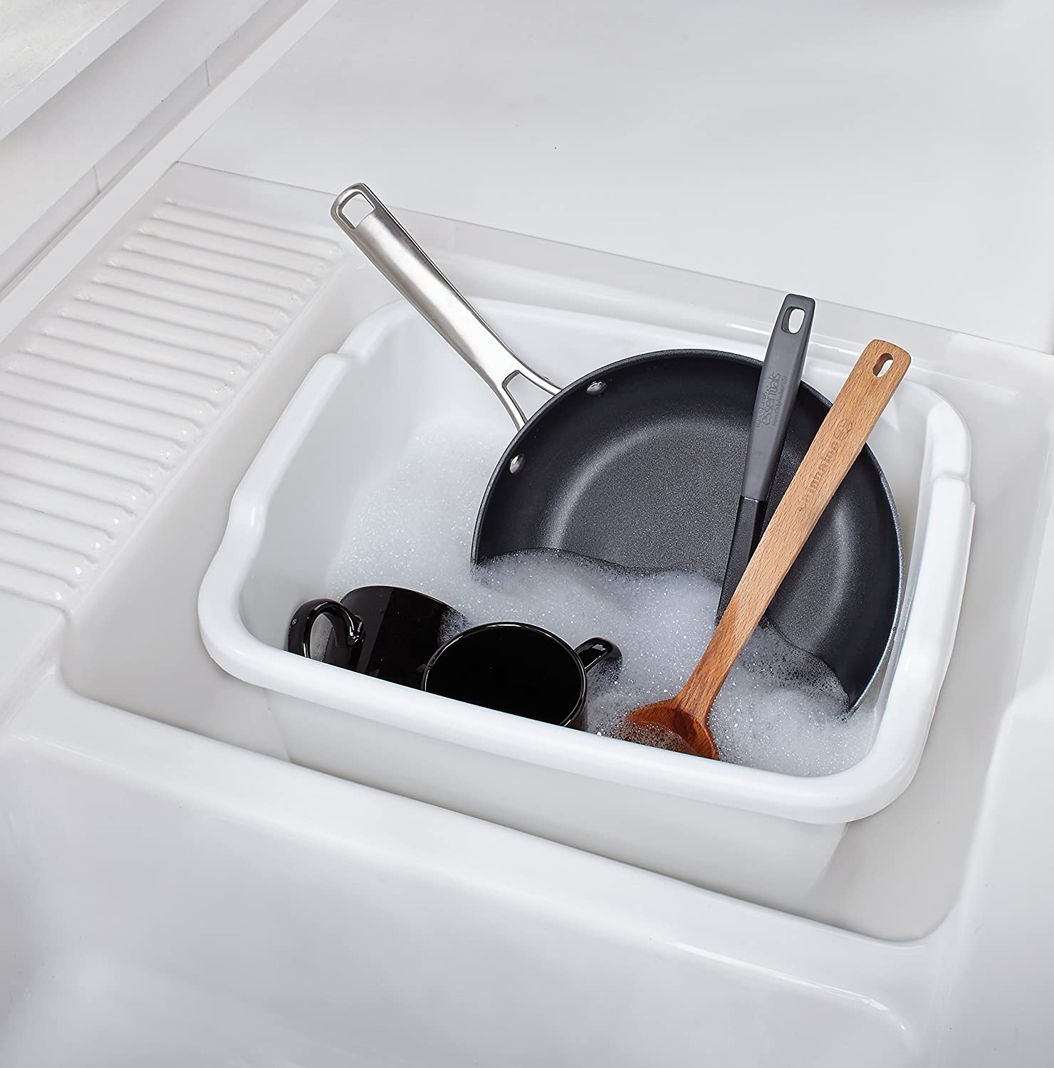 Rubbermaid Large Dishpan, White - Whole and All