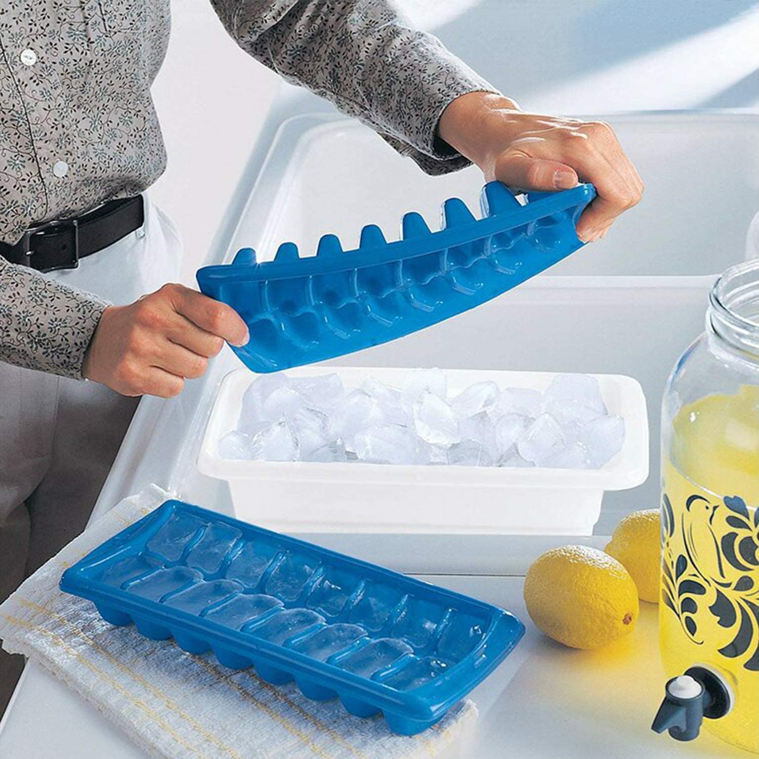Rubbermaid Ice Cube Tray (2 Pack) - Whole and All