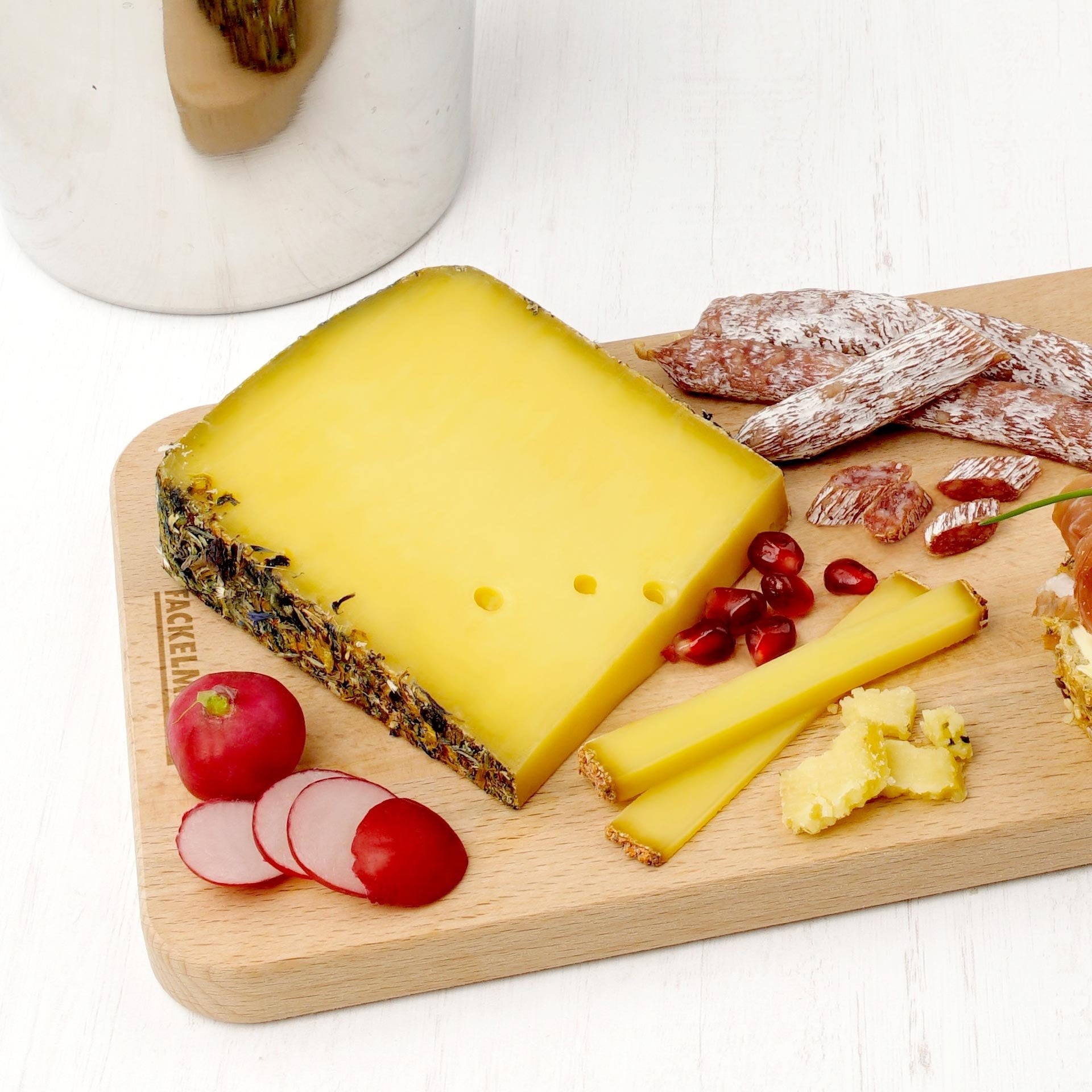 Fackelmann cheese Board With Handle