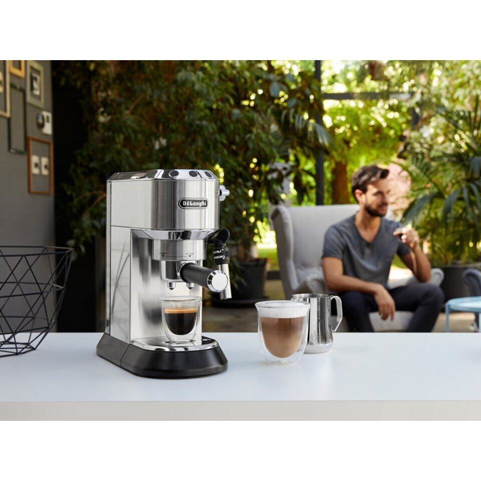DeLonghi DEDICA ماكينة تحضير القهوة الإسبريسو 15 بار